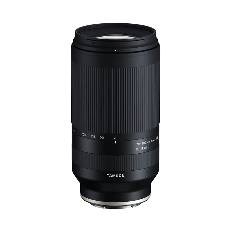 Tamron 70–300 mm F/4,5–6,3 Di III RXD A047 — visuel indicatif